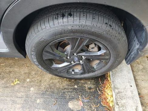 Used 2024 Subaru Crosstrek 2.0i image 12