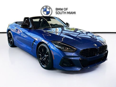New 2026 BMW Z4 M40i w/ Shadowloine Package RWD image 1