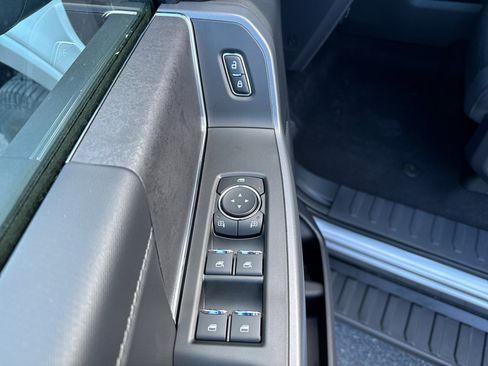 New 2025 Ford F150 XLT w/ Equipment Group 302A MID image 22