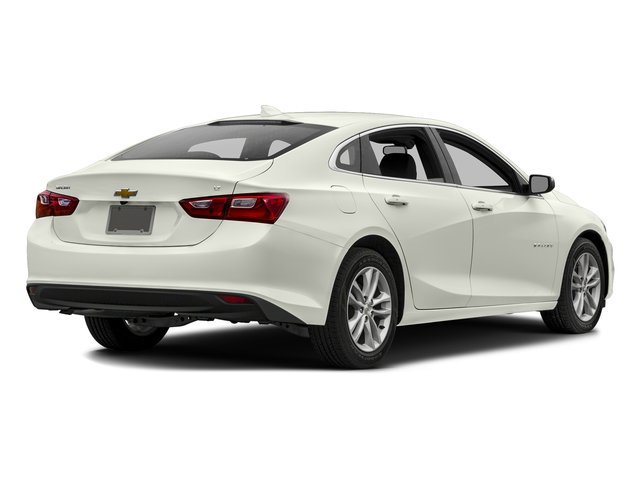 Used 2017 Chevrolet Malibu LT w/ Leather Package FWD image 2
