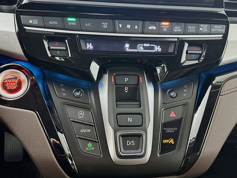 New 2026 Honda Odyssey Touring image 16