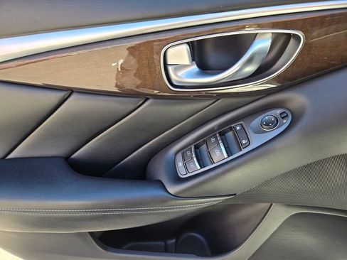 Used 2018 INFINITI Q50 Luxe w/ Essential Package (3.0T Luxe) RWD image 22