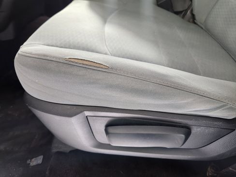 Used 2017 RAM 2500 Tradesman w/ Chrome Appearance Group image 13