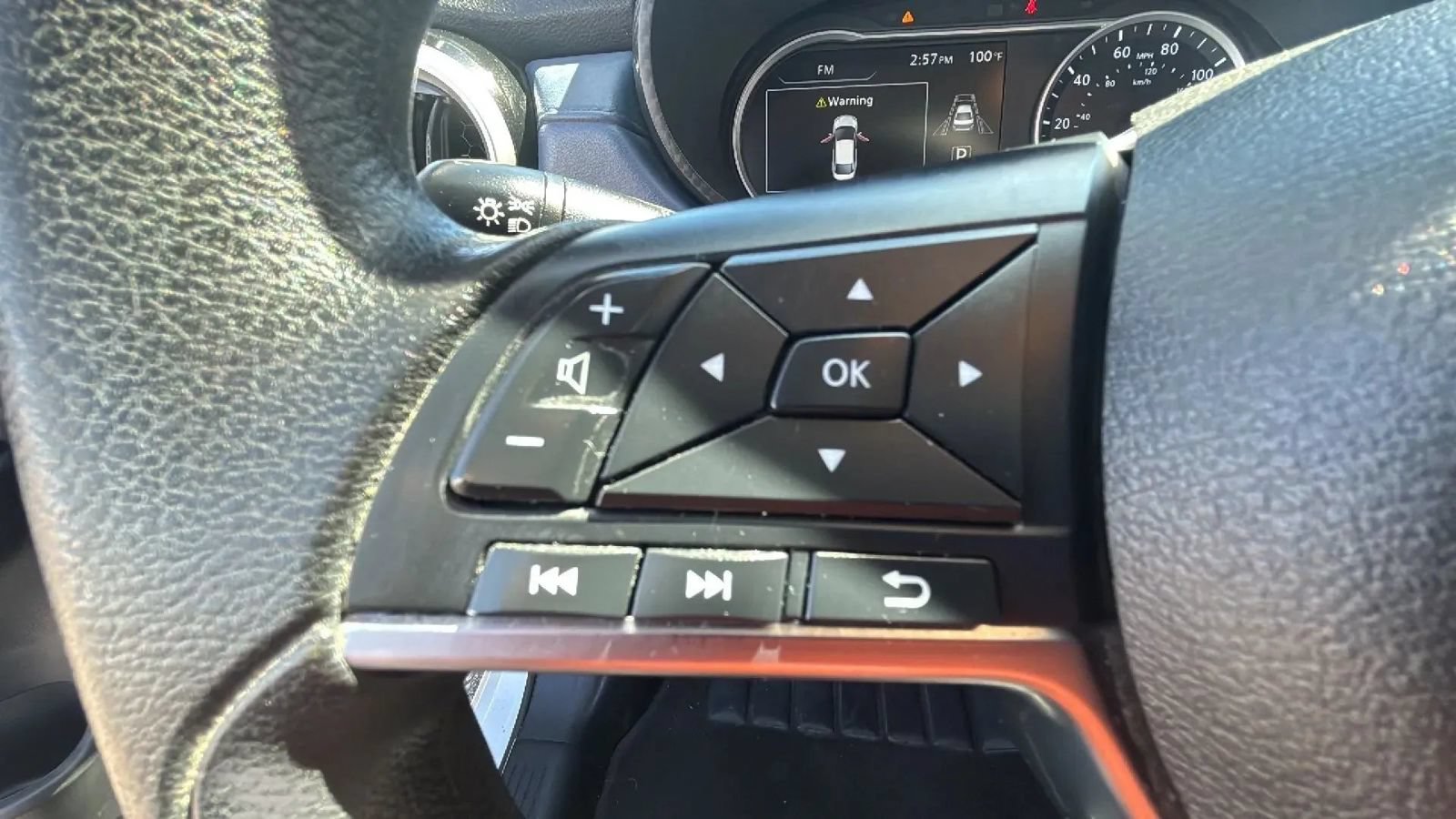 Used 2024 Nissan Versa SV FWD image 22