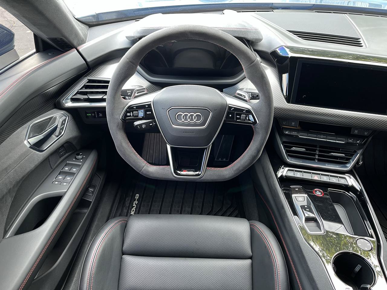 Used 2022 Audi RS e-tron GT w/ Year 1 Package AWD/4WD image 4