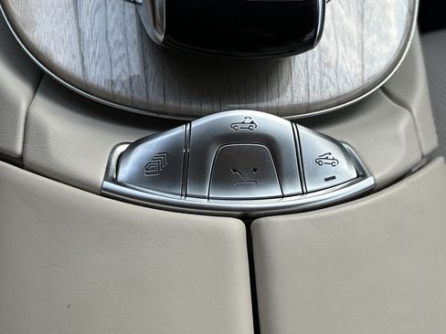 Used 2023 Mercedes-Benz E 450 Cabriolet image 46