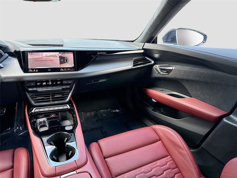 Used 2024 Audi RS e-tron GT w/ Carbon Performance Package image 23