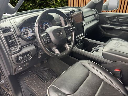 Used 2022 RAM 1500 Limited w/ Body-Colour Bumper Group AWD/4WD image 4