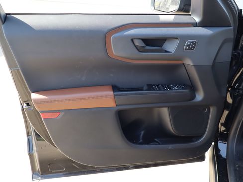 Used 2024 Ford Bronco Sport Outer Banks AWD/4WD image 12