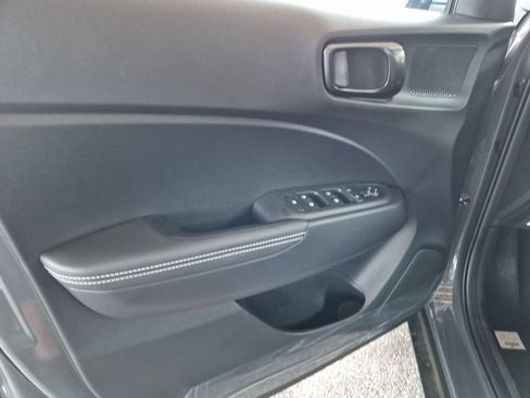 New 2026 Hyundai Venue SEL FWD image 12