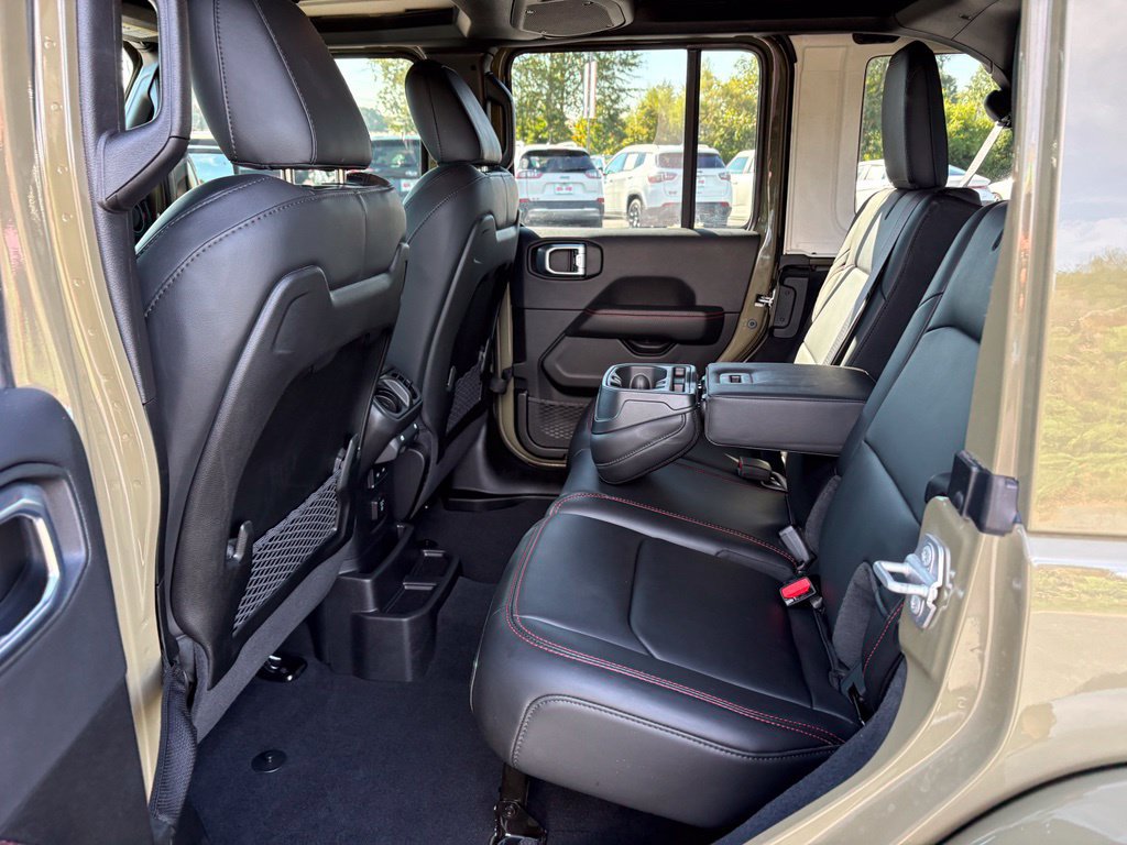 Used 2026 Jeep Wrangler Unlimited Rubicon AWD/4WD image 20