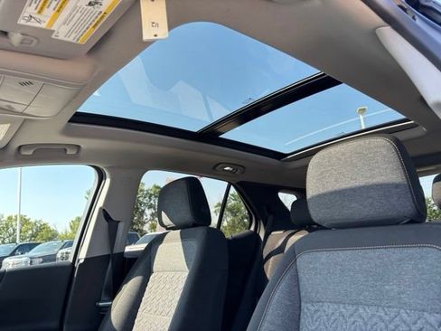 Certified 2022 Chevrolet Equinox LT AWD/4WD image 16