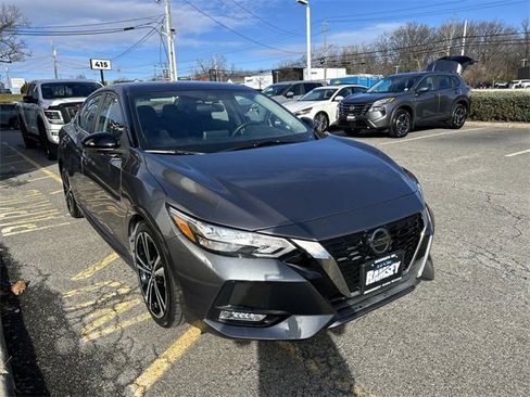 Certified 2020 Nissan Sentra SR image 2