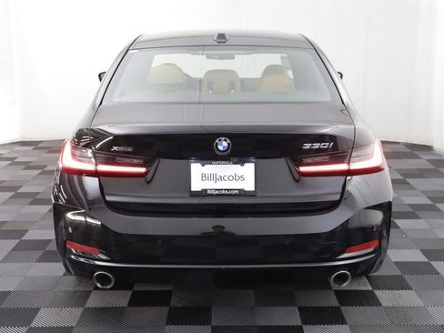 Used 2023 BMW 330i xDrive Sedan w/ Premium Package AWD/4WD image 17