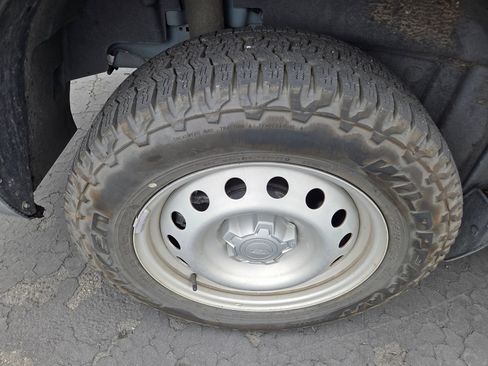 Used 2023 Ford Maverick XL FWD image 5