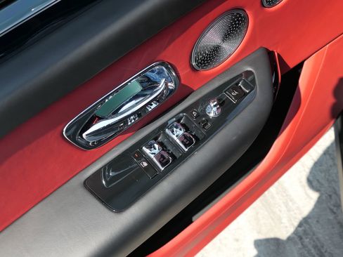 Used 2022 Rolls-Royce Cullinan image 21