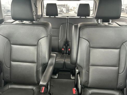 Used 2019 GMC Acadia SLT image 14