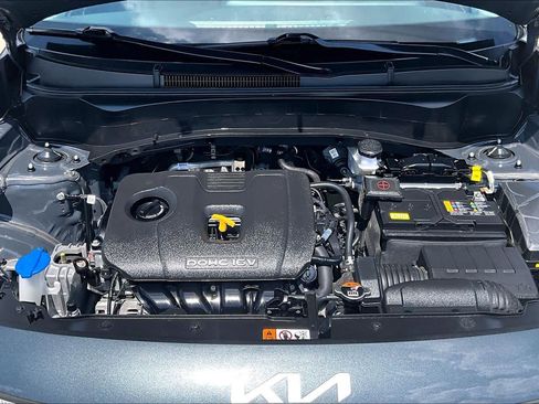 Certified 2024 Kia Seltos EX FWD image 29