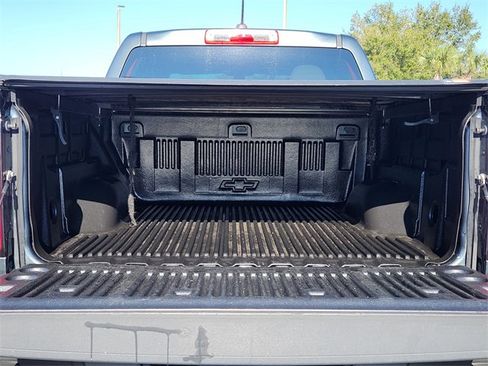 Used 2015 Chevrolet Colorado LT w/ LT Convenience Package image 12