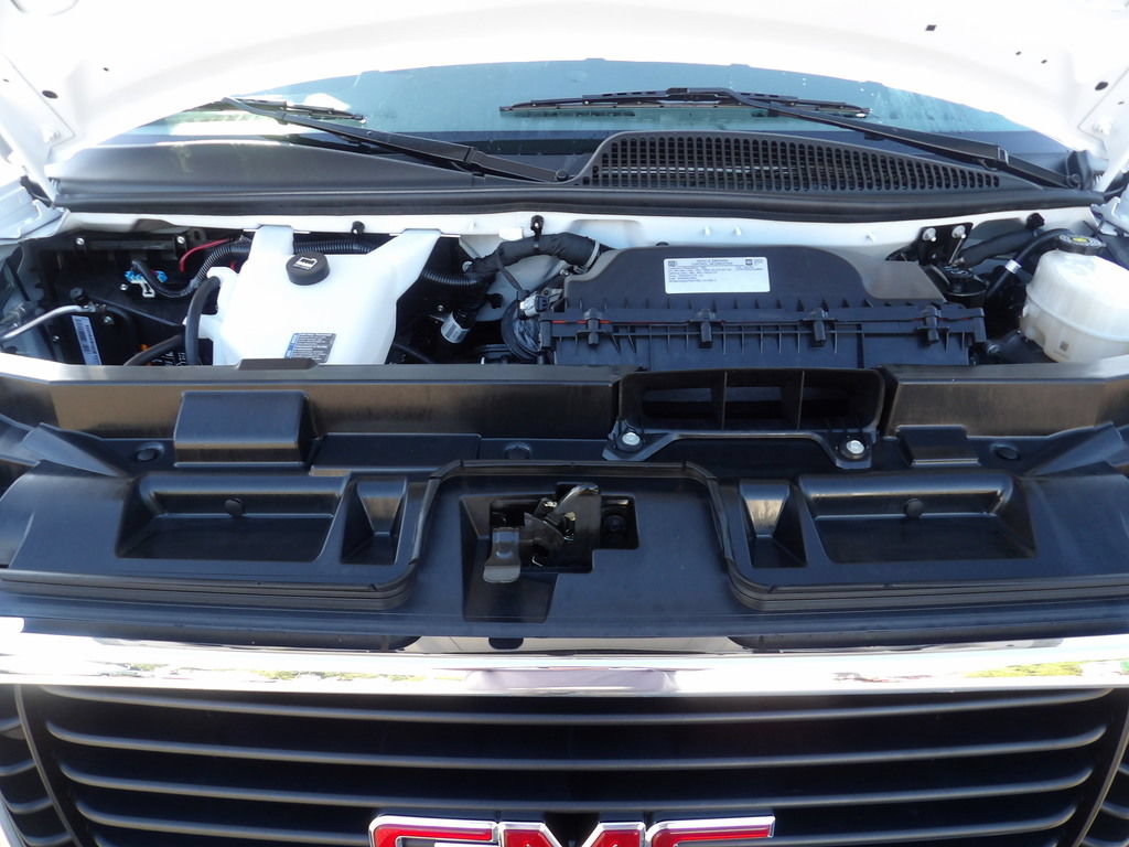 Used 2025 GMC Savana 2500 w/ Driver Convenience Package RWD image 40