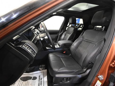 Used 2020 Land Rover Discovery SE AWD/4WD image 12