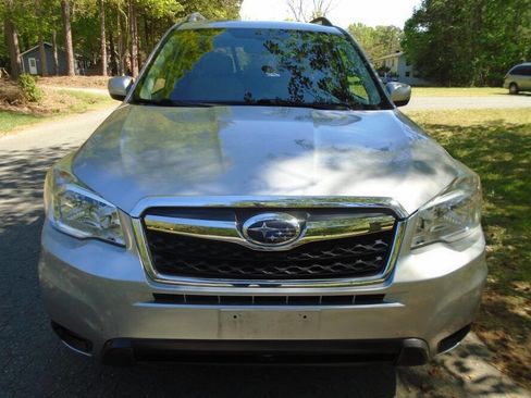 Used 2014 Subaru Forester 2.5i Premium w/ All-Weather Package image 2