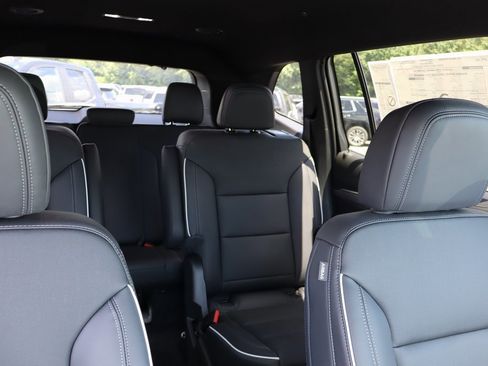 New 2025 Buick Enclave Preferred image 22