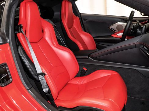 Used 2025 Chevrolet Corvette Z06 w/ Battery Protection Package image 23