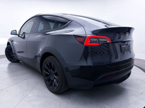 Used 2024 Tesla Model Y Long Range image 2