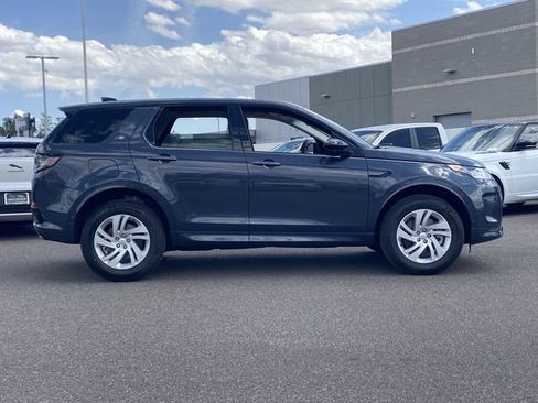 Used 2025 Land Rover Discovery Sport S image 16