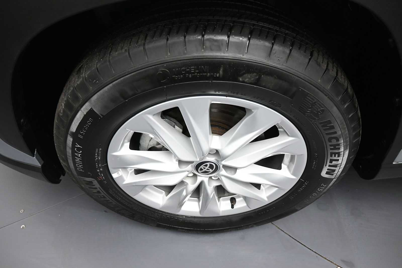 Certified 2024 Toyota Corolla Cross LE w/ Moonroof Package AWD/4WD image 13