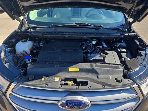 Used 2018 Ford Edge Titanium w/ Equipment Group 302A image 33