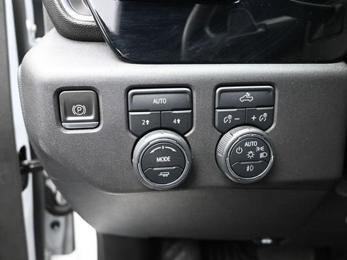 Used 2023 Chevrolet Silverado 1500 RST AWD/4WD image 12