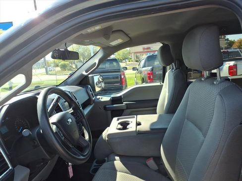 Used 2015 Ford F150 XLT image 10