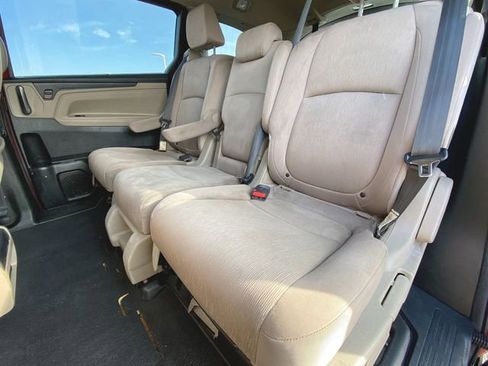 Used 2022 Honda Odyssey EX image 23