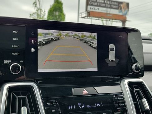 Used 2023 Kia Sorento SX FWD image 24