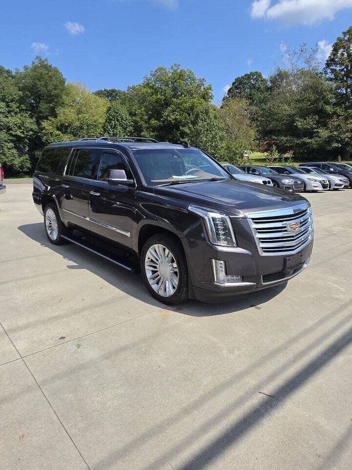 Used 2017 Cadillac Escalade ESV Platinum AWD/4WD image 8