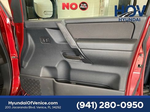 Used 2013 Nissan Titan PRO-4X AWD/4WD image 41