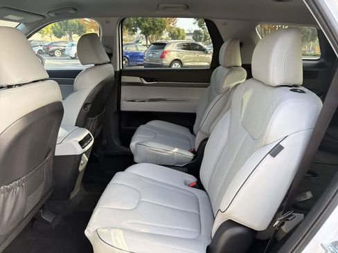 Used 2023 Hyundai Palisade SEL image 29