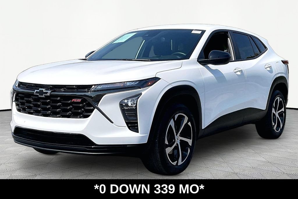 Used 2024 Chevrolet Trax RS w/ Driver Confidence Package FWD image 1