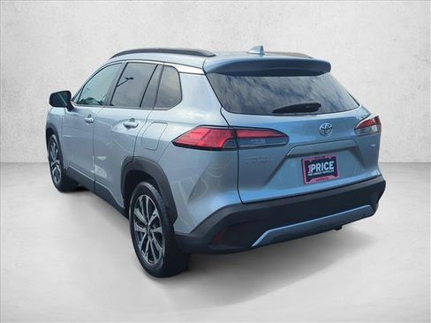 Certified 2024 Toyota Corolla Cross XLE FWD image 8