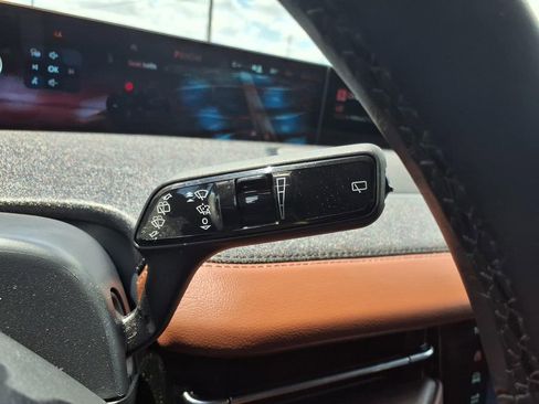 Used 2025 Lincoln Navigator Reserve AWD/4WD image 20