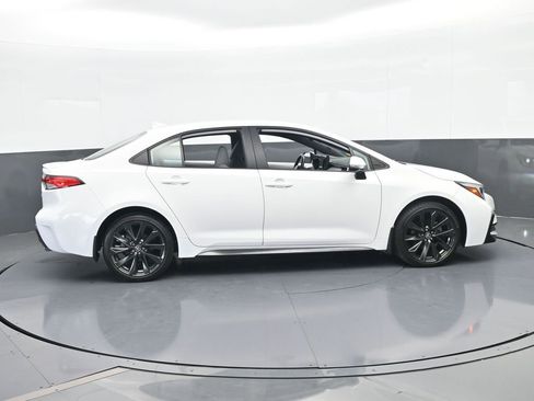 Used 2024 Toyota Corolla SE image 7