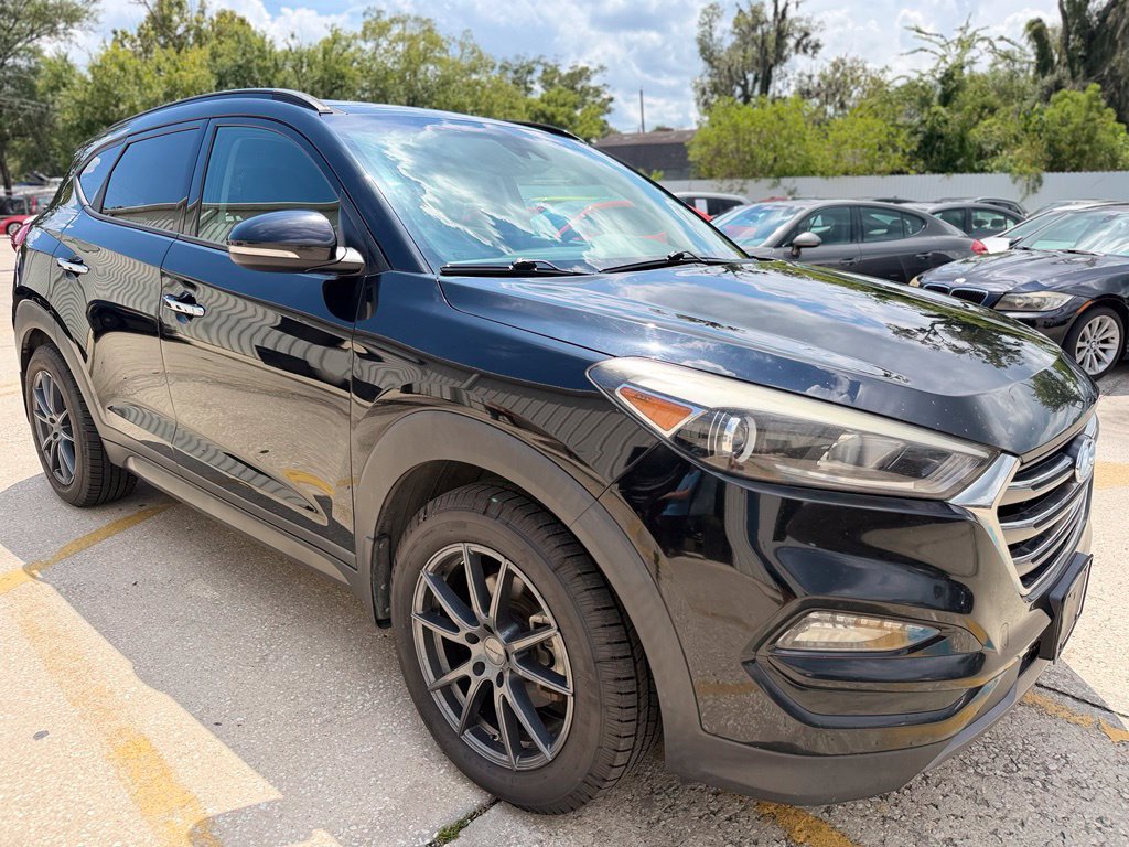 Used 2016 Hyundai Tucson Limited w/ Option Group 03 AWD/4WD image 7
