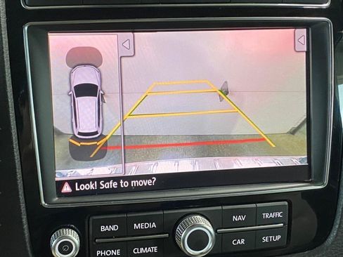 Used 2017 Volkswagen Touareg Wolfsburg Edition AWD/4WD image 29