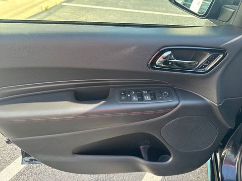 Used 2024 Dodge Durango GT image 13