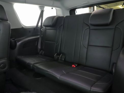 Used 2019 Chevrolet Suburban Premier image 30