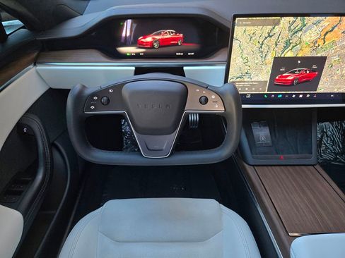 Used 2021 Tesla Model S Long Range image 12