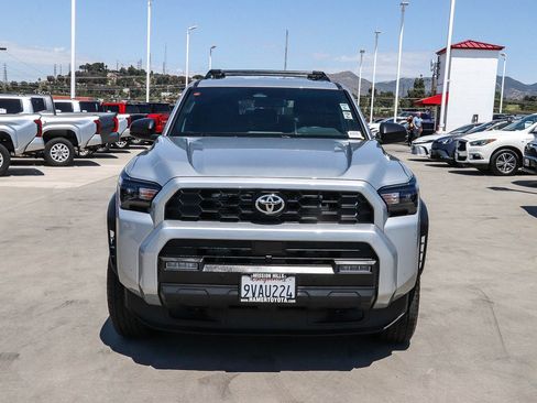 Certified 2025 Toyota 4Runner TRD Off-Road AWD/4WD image 2