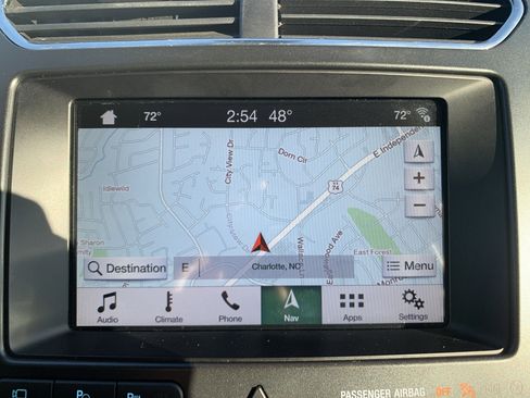 Used 2018 Ford Explorer Platinum image 24